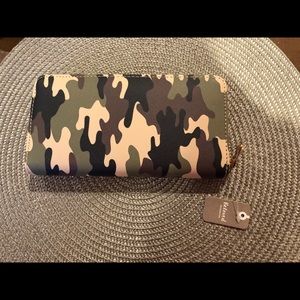 Camouflage zip around wallet gold hardware